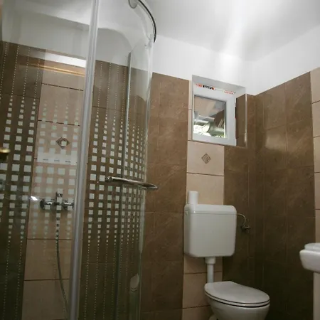 Apartment Biro Vendeghaz Sarmellek
